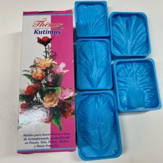 Moule pour les fleurs et les feuilles Kutimuy